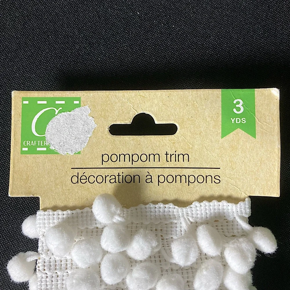 Pom Pom Trim 3 Yards Set of 2 White And Green 108”